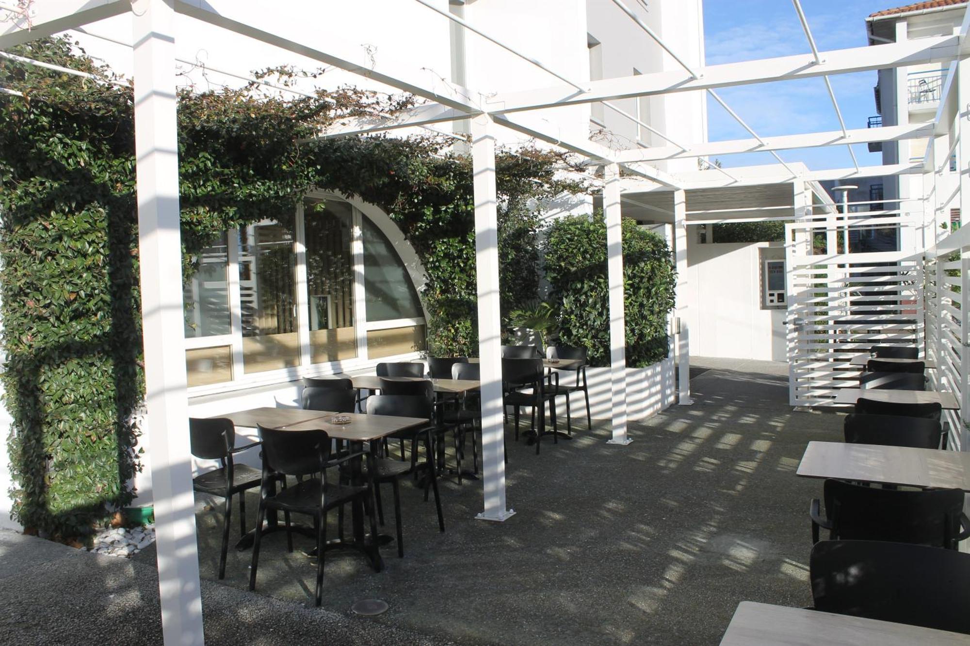 Kyriad Anglet - Biarritz Exteriör bild