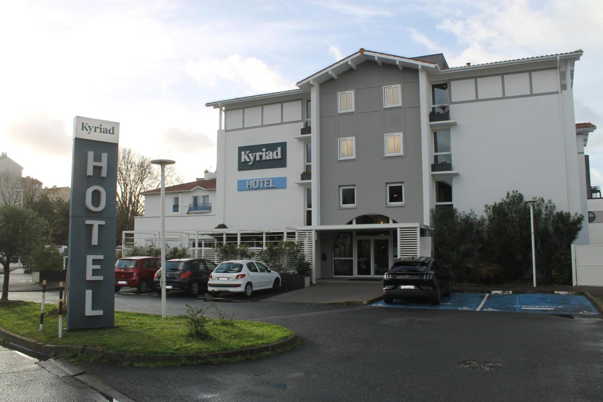 Kyriad Anglet - Biarritz Exteriör bild